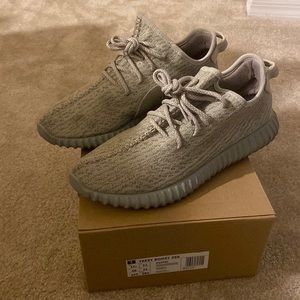 YZY 350 V1 moonrock
